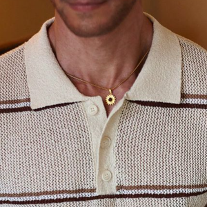 Camiseta informal de manga corta con solapa y rayas de jacquard para hombre