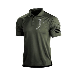 POLO RAGLÁN CON ESTAMPADO DE ESQUELETO Y BANDERA DE EE. UU.