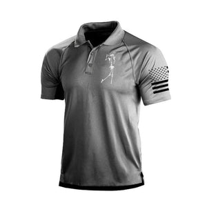 POLO RAGLÁN CON ESTAMPADO DE ESQUELETO Y BANDERA DE EE. UU.