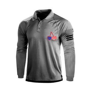 POLO DE MANGA LARGA RAGLÁN CON BOTONES DE 1/4 Y BANDERA DE EE. UU. DE CHERRY