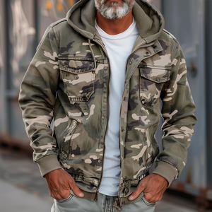 Chaqueta cargo con capucha y cremallera multibolsillos de camuflaje para hombre