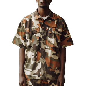 Herren-Freizeithemd mit Camouflage-Print und kurzen Ärmeln