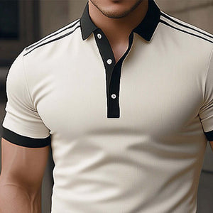 Camiseta de verano cómoda de manga corta con cuello polo en color caqui claro para hombre