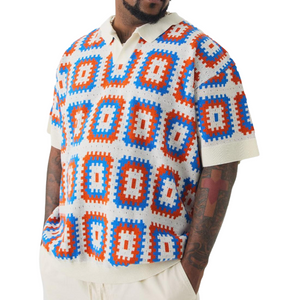 Camiseta de manga corta de punto con solapa y estampado de colores calados para hombre, informal, de verano, para vacaciones
