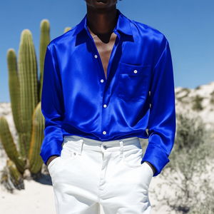 Camisa de manga larga holgada con bolsillo de parche y solapa de satén vintage para hombre