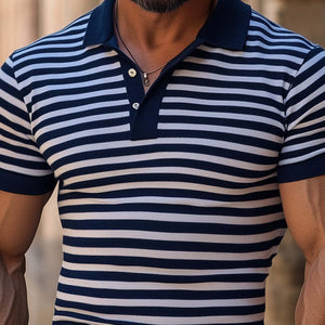 Polo de manga corta ajustado con rayas horizontales para hombre