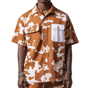 Camisa casual de manga corta con estampado en contraste para hombre