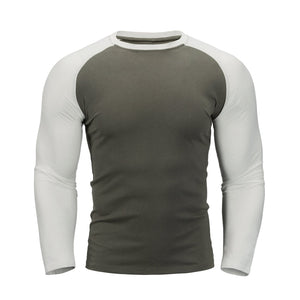 CAMISETA DE MANGA LARGA CON GRÁFICO RAGLÁN ESSENTIALS