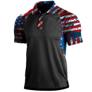 POLO RAGLÁN CON ESTAMPADO DE RAYAS Y BANDERA DE EE. UU.