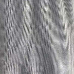 Lässiges Herren-T-Shirt mit Rundhalsausschnitt und lockerem Strickmuster und kurzen Ärmeln