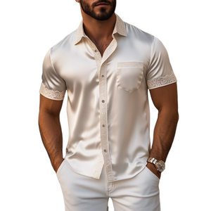 Camisa de manga corta de satén con costuras de encaje sexy de moda para primavera y verano para hombre