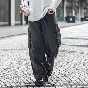 Vaqueros holgados, lavados y con múltiples bolsillos para hombre