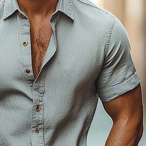 Lässiges Herrenhemd aus Baumwolle und Leinen mit Revers und kurzen Ärmeln 