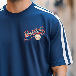 Camiseta de manga corta con cuello redondo y estampado de béisbol a rayas estilo retro informal para hombre