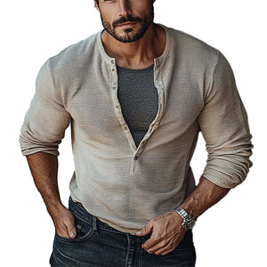 Camiseta de manga larga con cuello redondo y botones tipo gofre para hombre