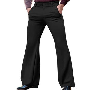 Lässige, einfarbige Herrenhose mit schrägen Taschen und schmalem Schlag