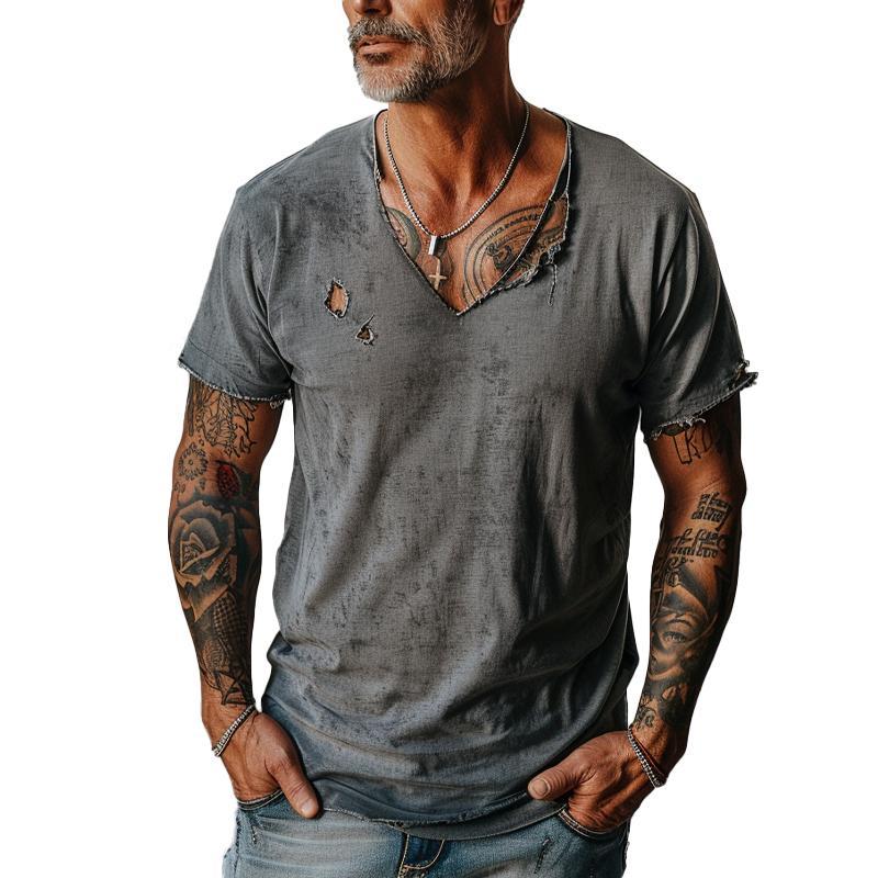 Herren-T-Shirt im Used-Look mit zerrissenen Kanten und V-Ausschnitt, kurzärmelig