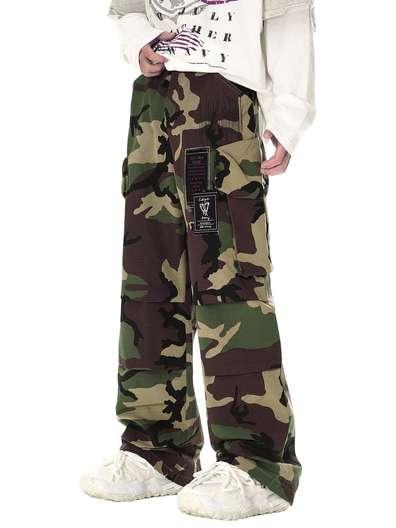 High Street Badge Camouflage Multi-Pocket Pants