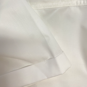 Klassisches, lässiges, einfarbiges Slim-Fit-Hemd mit mehreren Taschen und kurzen Ärmeln für Herren