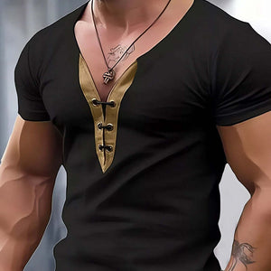 Camiseta de manga corta ajustada con cuello en V y parches de cuero para hombre