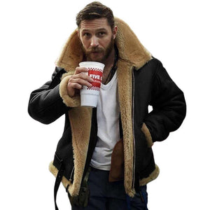 Mittellange, dicke Herrenjacke aus Pelz