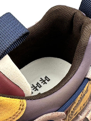 Zapatillas de plataforma con suela de neumático y letras cosidas 