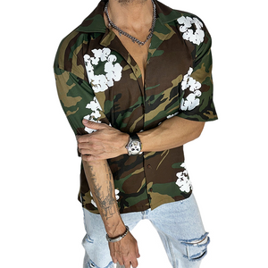 Camisa de manga corta con estampado de camuflaje para exteriores para hombre