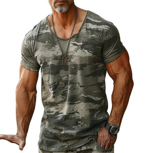 Herren-T-Shirt mit Rundhalsausschnitt und kurzen Ärmeln und Camouflage-Print