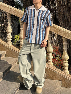 Gestreiftes, besticktes Kurzarmhemd 