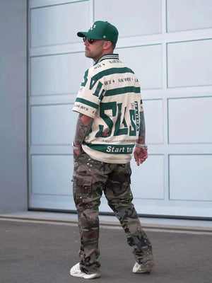 Poloshirt mit Schlitz in Kontrastfarbe 