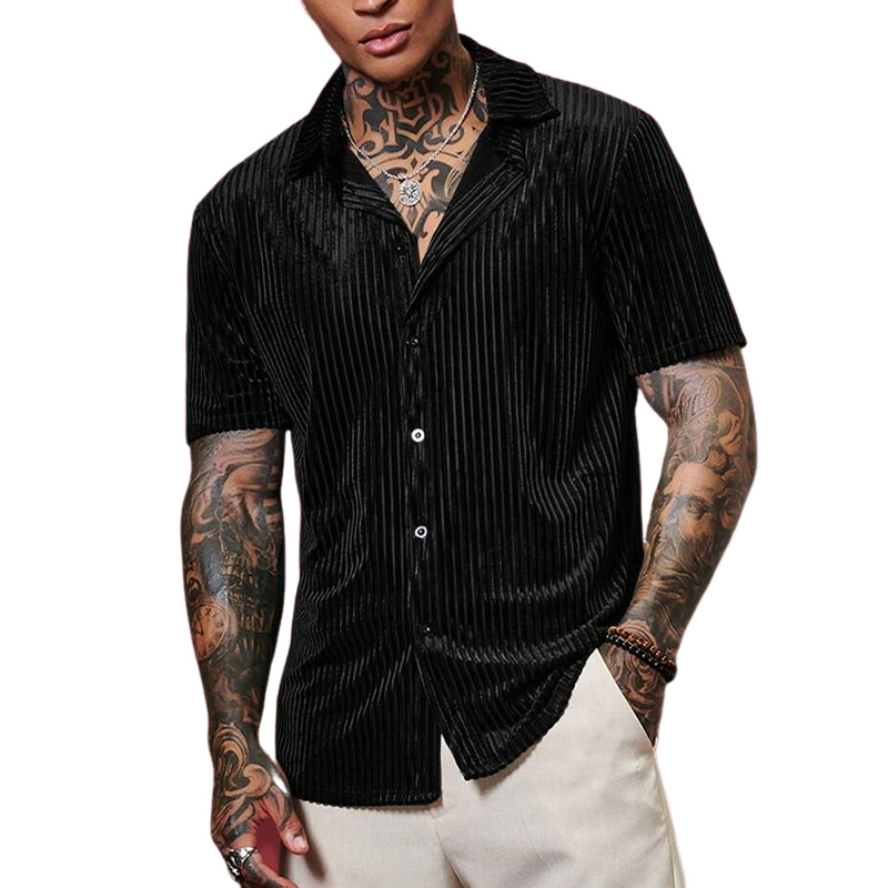 Camisa de manga corta a rayas de color liso para hombre