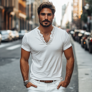 Camiseta de algodón de manga corta con cuello en V y costuras de encaje para hombre, de moda para primavera y verano