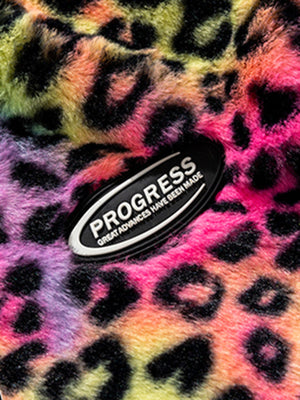 Chaqueta de piel de guepardo con cuello alto y efecto tie-dye 