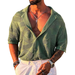 Polo de manga corta de punto liso con solapa con muesca y botonadura sencilla para hombre