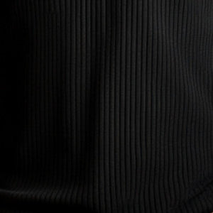 Camiseta informal de manga larga ajustada con cuello Henley y rayas acanaladas para hombre