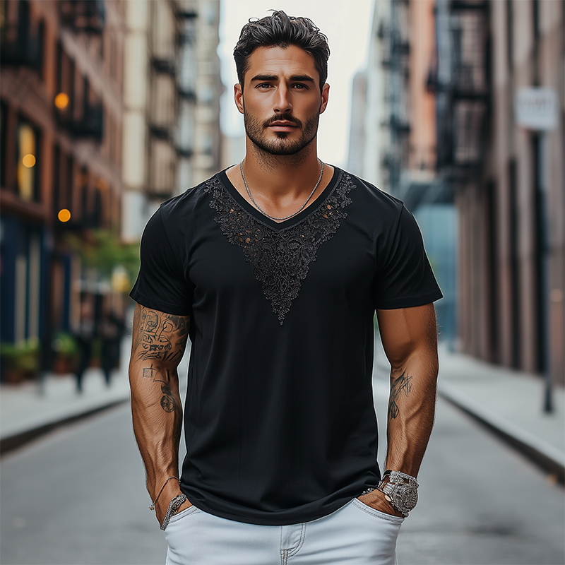 Herrenmode Lässiges Kurzarm-T-Shirt aus Baumwolle mit V-Ausschnitt und Spitze