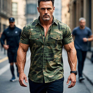 Herren-Outdoor-Kurzarmhemd mit Camouflage-Print 