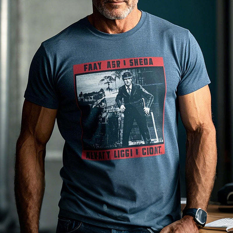Herren-T-Shirt aus Baumwolle mit Retro-Film-Print und kurzen Ärmeln