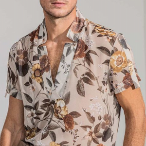 Camisa informal de manga corta de gasa con cuello en V y estampado retro para hombre