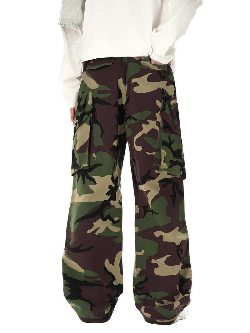 High Street Badge Camouflage Multi-Pocket Pants