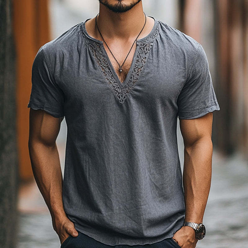 Lässiges Herren-T-Shirt mit V-Ausschnitt und gespleißter Spitze und kurzen Ärmeln