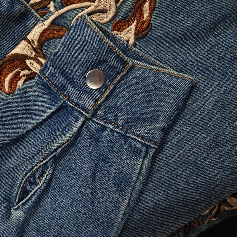 Men's Western Cowboy Style Embroidered Lapel Chest Pocket Long Sleeve Denim Shirt