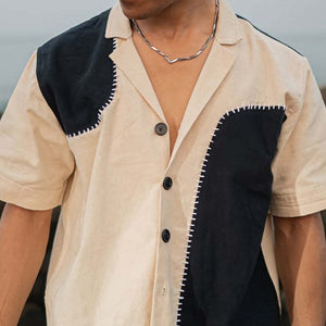 Camisa informal holgada de algodón con parches en contraste y manga corta para hombre