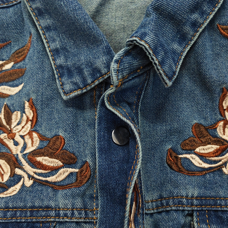 Men's Western Cowboy Style Embroidered Lapel Chest Pocket Long Sleeve Denim Shirt