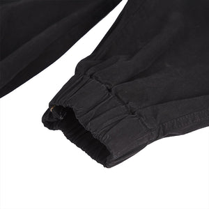 CARGOHOSE MIT TASCHEN