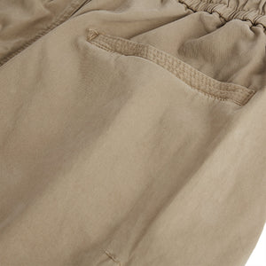 CARGOHOSE MIT TASCHEN