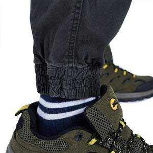 GEWASCHENE CARGOHOSE MIT TASCHEN