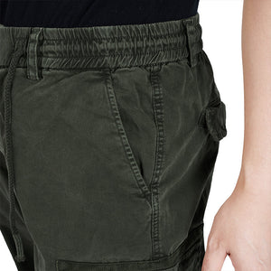 GEWASCHENE CARGOHOSE MIT TASCHEN